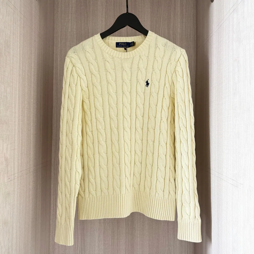 P200 💰 RALPH LAUREN twelve colors classic small label embroidered round neck long-sleeved knitted sweater top Twelve colors Colors: white, black (white label), gray (white label), pink, red, khaki, apricot, navy (red label), coffee, black (red label), navy (white label), gray (navy label), apricot Size: S M L XL Material: cotton Weight: 650g